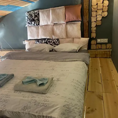 Graf's Prestige Duplex Apartment *